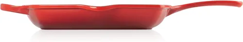 Vista 3 de Le Creuset Sartén cuadrada de hierro fundido esmaltado Signature con asa de hierro, 10.25 pulgadas, Cerise
