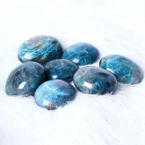 Vista 6 de Venta al por mayor Natural Blue Apatite Palm Stone Crystal Quartz Healing Crystal Reiki Gemstone 110G-140G 10PC