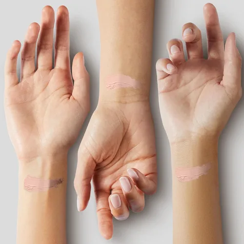 Vista 4 de Lune+Aster Undereye Corrector - Bálsamo cremoso para las ojeras para iluminar, suavizar e hidratar Formulado con ácido hialurónico, vitaminas C +