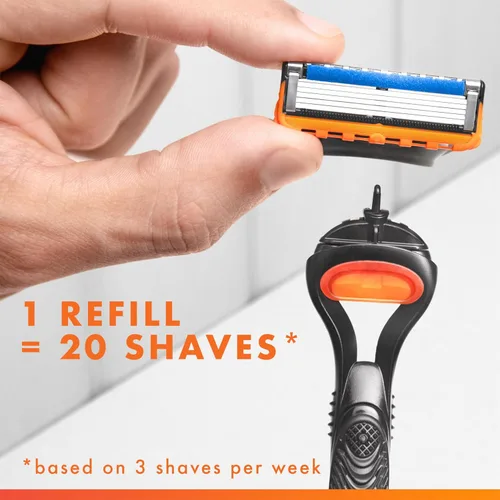 Vista 7 de Maquinillas de afeitar Gillette Fusion5 para hombre, 1 afeitadora, 4 recambios de hoja, Lubrastrip para un afeitado más cómodo