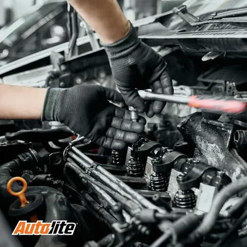 Vista 5 de Autolite Iridium XP - Bujías de repuesto para automóviles, XP5363 (paquete de 4)