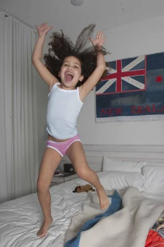 Vista 3 de Feathers Camisetas para niñas y niños pequeños - Camisolas para niños - Algodón súper suave