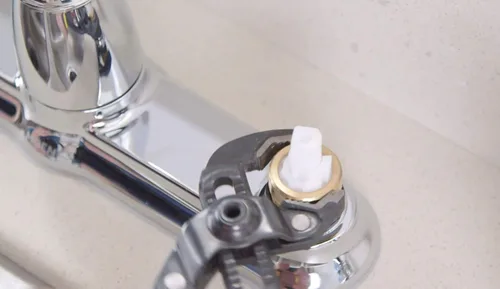 Vista 17 de MOEN Kit de cartucho de grifo de repuesto 1224 se adapta a la mayoría de grifos MOEN de doble mango y bañera/duchas