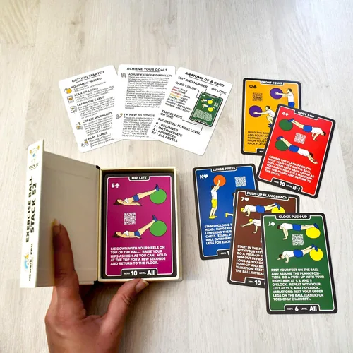 Vista 2 de Stack 52 - Tarjetas de ejercicio, diseño de bola Juego de cartas de entrenamiento con bola suiza. Instrucciones de vídeo incluidas. Programa