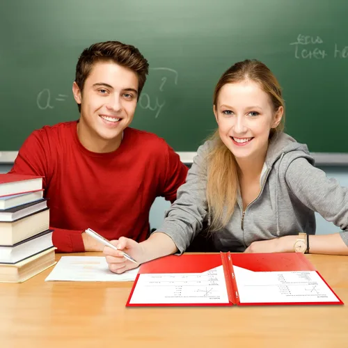 Vista 6 de Carpetas de plástico de dos compartimientos con dientes, tamaño carta, 2 carpetas de bolsillo de poliéster con cierres, Rojo vivo. Paquete de 2