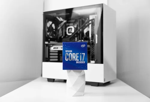 Vista 8 de Intel Core i7-10700K - Procesador de escritorio de 8 núcleos de hasta 5.1 GHz desbloqueado LGA1200 (Chipset Intel 400 Series) 125W (BX8070110700K)