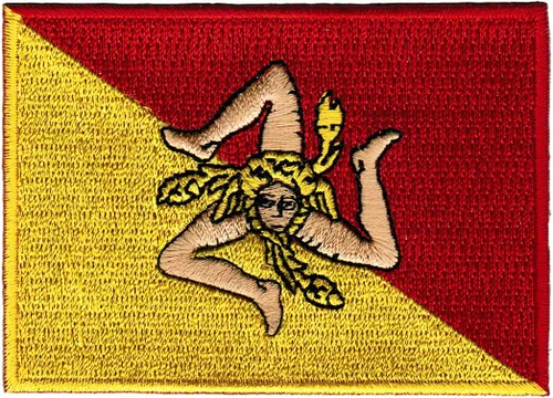 Vista 164 de Cypress Collectibles - Parche de bandera de Honduras 2022 - Apliques bordados de alta calidad - Parches termoadhesivos de país centroamericano