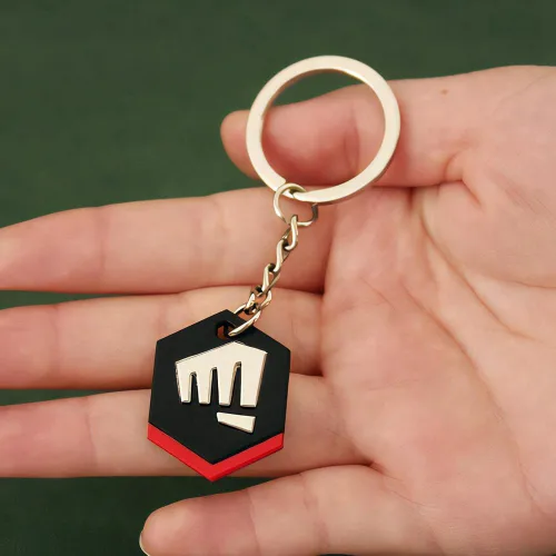 Vista 2 de EVANEM Game Valorant Vandal Fists Keychain Model Action Figures Game Toys Collection Gift Desk Decoration Backpack Pendant Gift