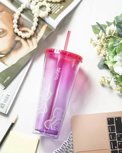 Vista 8 de bzyoo Botella de agua de 32 onzas con marcador de tiempo de 1 litro, plástico duradero esmerilado con correa y vaso de plástico de doble pared de 24