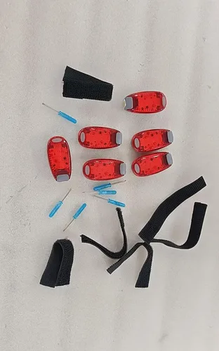 Vista 8 de Copkim 30/60/100 piezas de luz LED para correr nocturna de alta visibilidad, accesorios de seguridad con clip en luz estroboscópica intermitente