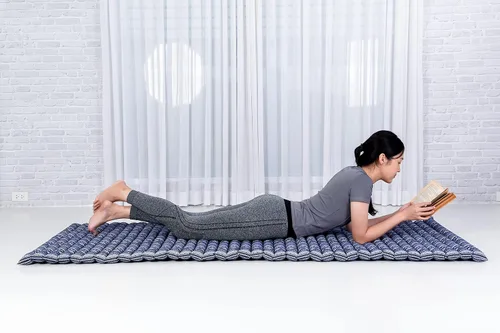 Vista 697 de Leewadee colchón tailandés enrollable para cama de invitados, tapete de yoga, para masaje tailandés, ecológico, orgánico y natural.
