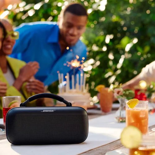 Vista 6 de Bose SoundLink Max Altavoz portátil, altavoz Bluetooth impermeable grande, hasta 20 horas de duración de la batería, USB-C, entrada AUX integrada