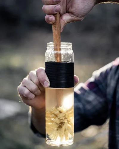 Vista 9 de Bottle Brush, 14in Extra Long German Beechwood Handle, Strong Hemp Bristles, Zero Waste, Cleans and Scrubs Hard to Reach Wide Mouth Jars, Glasses