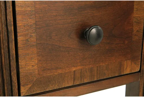 Vista 8 de Signature Design by Ashley Breegin - Mesa auxiliar tradicional de madera, color marrón