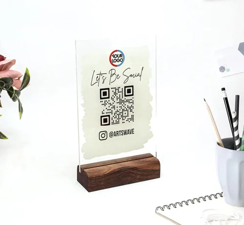 Vista 2 de Cartel de código QR escaneable con código de barras y opciones de pagar aquí Cartel acrílico para salón Seamos sociales (10x15 cm) - Perfecto