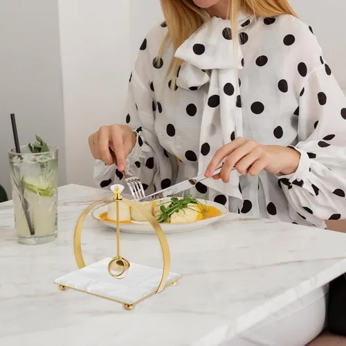 Vista 6 de Metal Napkin Holder with Weighted Arm, Gold Arc Tissue Holder for Kitchen and Dining Table, Decorative Countertop Paper Napkin Dispenser for Home