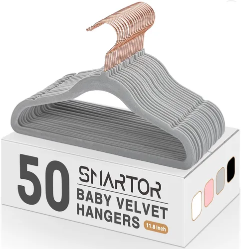 Vista 11 de Smartor Perchas de terciopelo de alta calidad de 11.8 pulgadas para armario, paquete de 50 perchas de fieltro duraderas para niños pequeños, perchas
