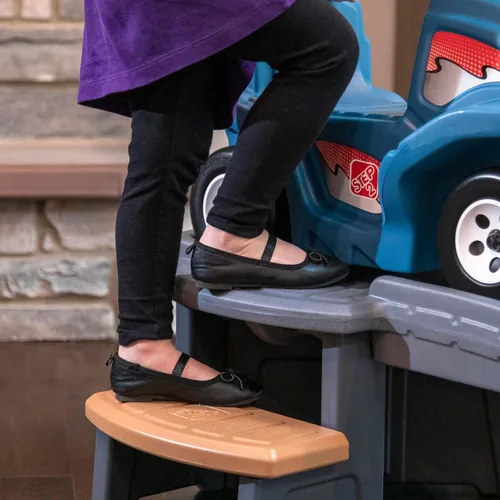 Vista 7 de Step2 Up & Down Montaña Rusa Juguete de Montar para Niños, Auto de Empuje, Juego para Interiores/Exteriores, Hecho de Plástico Duradero, Peso Máximo