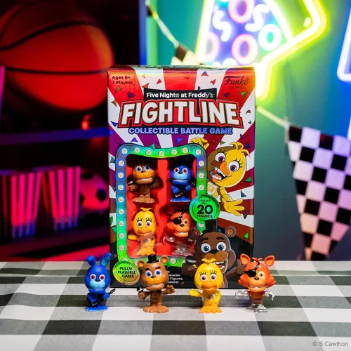 Vista 4 de Funko Five Nights at Freddy's FightLine Premier Pack Juego coleccionable para 2 jugadores a partir de 6 años