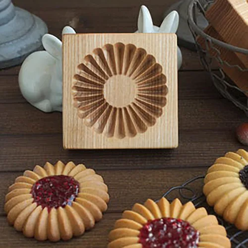 Vista 14 de Molde de Galletas de Madera Herramienta de Decoración de Galletas de Madera Moldes de Galletas 3D Molde de Hornear Gracioso Arte de Relieve Navidad