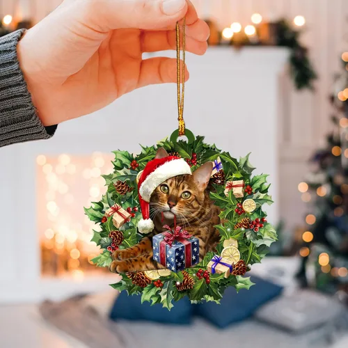 Vista 3 de Talataca Gato de Bengala Usando Sombrero de Navidad con Corona Accesorio 2D Plano para Espejo Retrovisor de Coche Adorno de Árbol de Navidad