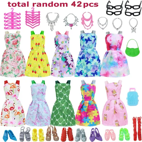 Vista 2 de BJDBUS 42 piezas de ropa y accesorios para muñecas, incluyendo 10 mini vestidos de moda, 32 piezas, zapatos, gafas, collares, bolsos, ganchos
