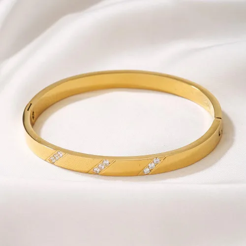 Vista 3 de Gold Silver Roman Numerals Bracelet Fashion Stainless Steel Skeleton Bracelet Square Crystal White Stone Personalized Gift
