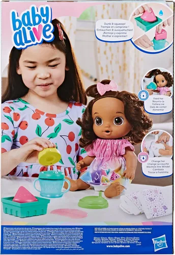 Vista 11 de Baby Alive Muñeca Fruity Sips, Limón, Juguetes para niñas de 3 años, Set de muñeca de 30 cm, Bebe y se moja, Exprimidor de jugo de imitación
