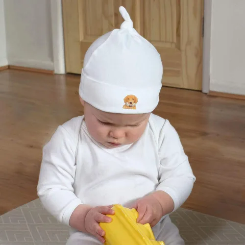 Vista 4 de Golden Retriever with Bone' Baby Beanie Hat (BH00021571) White