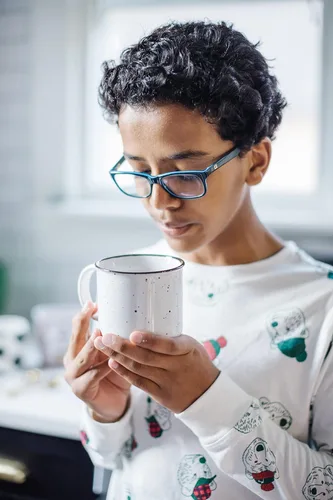 Vista 4 de Land O Lakes Arctic White Hot Cocoa Classics Mix, 1.25 Oz, Pack of 36