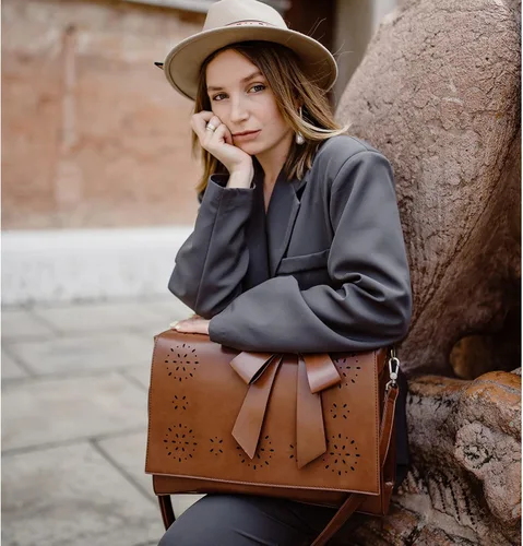 Vista 2 de ECOSUSI Maletín para mujer, de piel vegana, para el trabajo, bolso de hombro para computadora con lazo desmontable