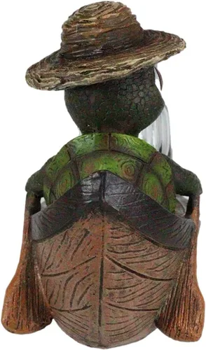 Vista 4 de Ebros Gift Happy Camper Turtle Zippy con un sombrero de excursionista, bote de remo, salero y pimienta, figura con agitadores de vidrio