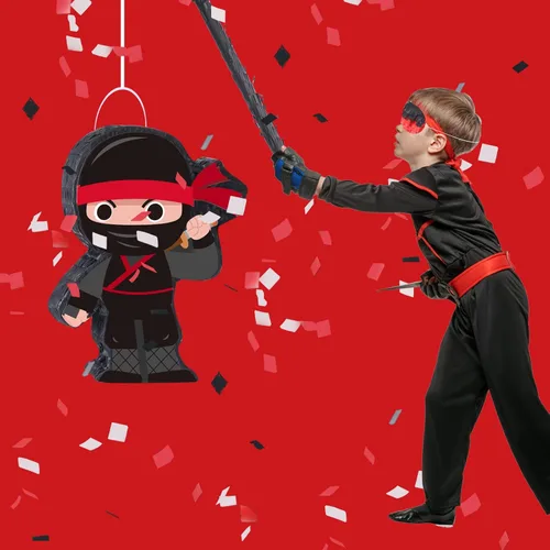 Vista 5 de Piñata Ninja Mini con vendaje para suministros de fiesta de cumpleaños, murciélago y relleno para decoraciones de fiesta de cumpleaños, regalos