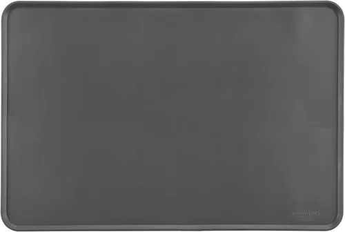 Vista 7 de Amazon Basics Tapete de silicona antideslizante e impermeable para comida de gatos y perros, tapetes para mascotas con bordes elevados para tazones