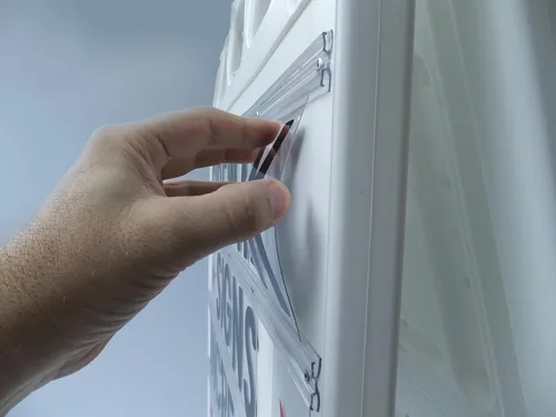 Vista 5 de Sign Letter Depot, Pista de letras flexible - policarbonato, 1" H x 90" L, transparente - estilo industrial, letreros promocionales