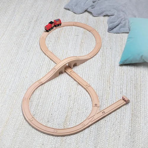 Vista 9 de Set de ocho trenes Melissa & Doug, Figura de madera clásica (22 Piezas)