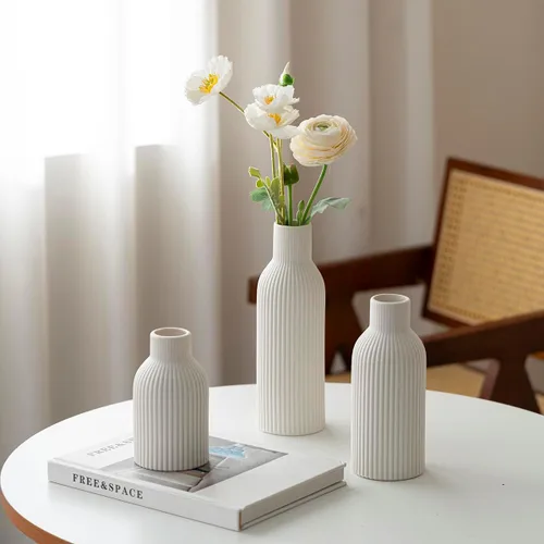 Vista 3 de Juego de 3 jarrones de cerámica modernos, jarrones decorativos acanalados blancos, centro de mesa para decoración del hogar, regalos de cumpleaños