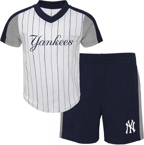 Vista 6 de Outerstuff MLB - Juego oficial de camiseta y pantalones cortos de manga corta de 2 piezas para niños pequeños 2-4 The Line Up