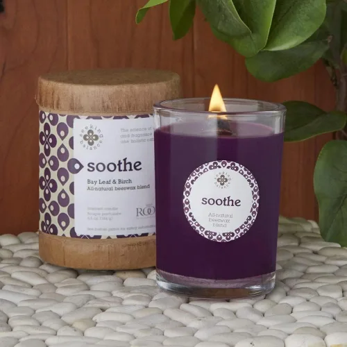 Vista 4 de Root Candles Seeking Balance Vela de spa con mecha de madera, velas de aromaterapia, 6.5 onzas, calma: Hoja de laurel y abedul Calmar: Hoja