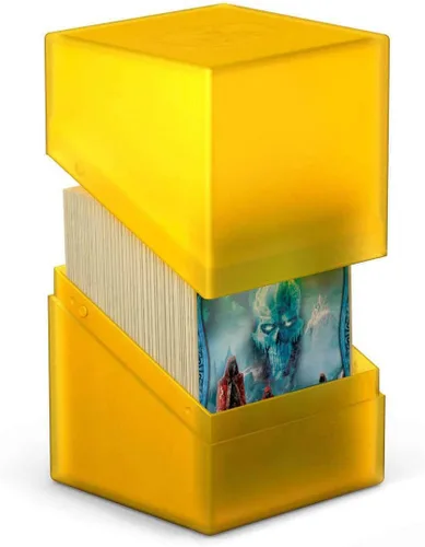 Vista 25 de Ultimate Guard Boulder 80+ Classic, estuche para mazo para 80 cartas TCG con doble funda, ámbar, almacenamiento seguro y duradero