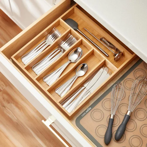 Vista 7 de Amazon Basics Juego de cubiertos, cubiertos de acero inoxidable, apto para lavavajillas, servicio para 4, 20 piezas de tenedores y cucharas, borde