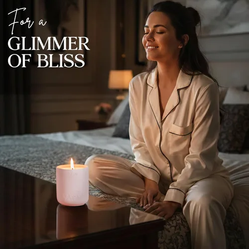Vista 4 de CAFTARI Vela de Aromaterapia de Lujo Aroma de Rosa, Sándalo y Violeta 60 Horas de Combustión Cera Limpia de Coco y Soja Vela Vegana Lista