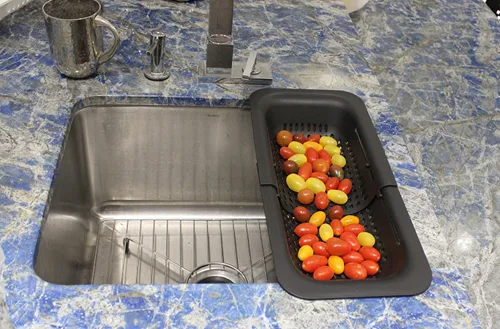 Vista 6 de Colador extensible para colocar sobre el fregadero, plegable, de plástico, para frutas, verduras, pasta, espagueti, escurridor, cesta multiusos