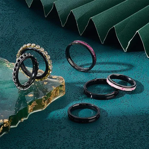 Vista 3 de UNICRAFTALE 18 anillos de 6 tamaños en blanco de acero inoxidable negro con bolsas de terciopelo, anillo de incrustación hipoalergénico anillo