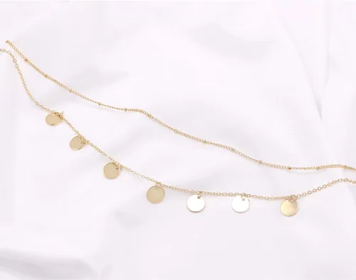 Vista 4 de Aisansty - Gargantilla elegante de varias capas, hecha a mano, con forma de tubo, dije de moneda, colgante de perla y estrella, cadena ajustable