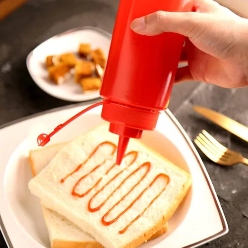 Vista 3 de CONDRA FIELD Botellas exprimibles para salsas de condimentos, (3 unidades de 13.5 onzas), con tapa a prueba de fugas y línea de escala. Botellas