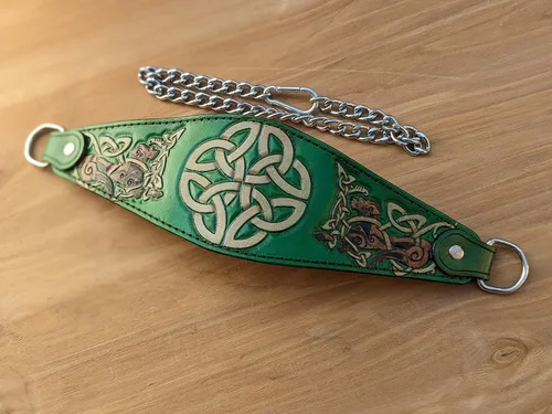 Vista 2 de Celtic Dog Knots, Celtic Irish Wolfhound Tapered Leather Martingale Collar, Padded Leather Dog Collar, 3D Handmade Dog Collar, Airbrush Art, Custom
