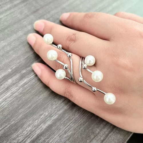 Vista 11 de Handmade Pearl Ring Stacking Pearl Statement Rings Adjustable Open Pearl Full Finger Ring Trendy Personality Pearl Cluster Jewelry for Women