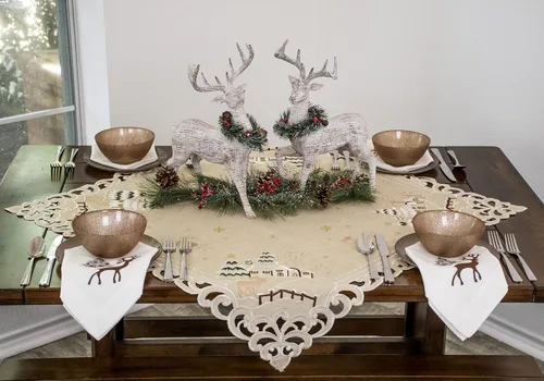 Vista 2 de Mantel pequeño bordado rústico para Navidad, invierno, nieve y reno, pequeño mantel (cuadrado de 33 pulgadas)