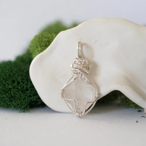 Vista 31 de NEW Designs by Nature Gems Handmade Fire Opal Necklace, October Birthstone Jewelry, With 24 Inch Silver Plated Chain, With a Gift Box, Handmade in